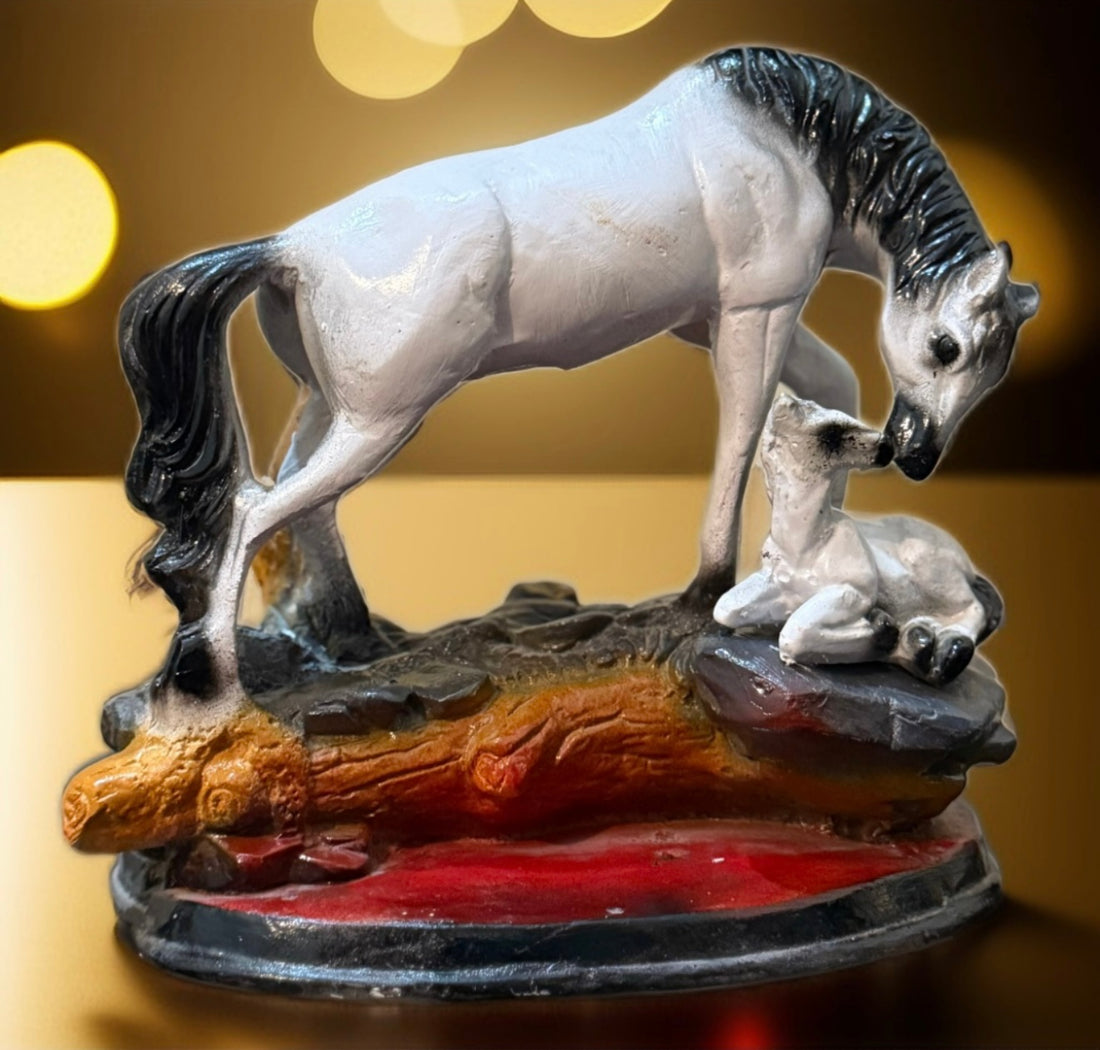 Fiber Hand-Painted Horse and Foal Figurine – Elegant Home Décor & Gift